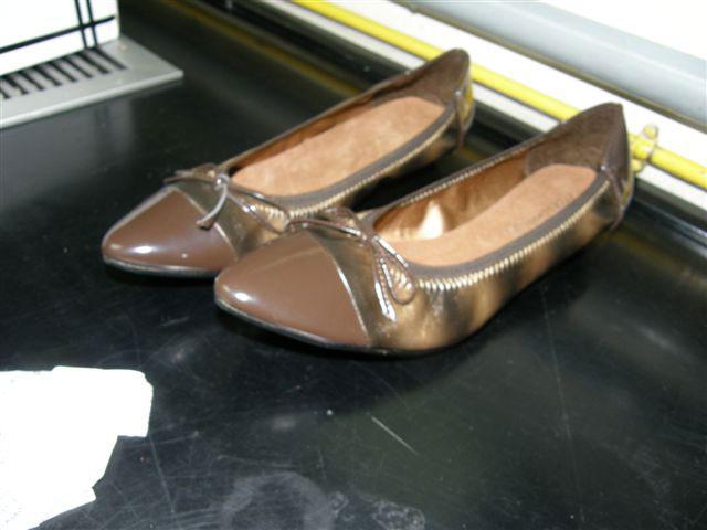 Ladies' shoes
