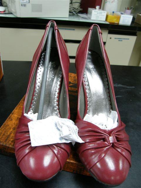 Ladies' shoes