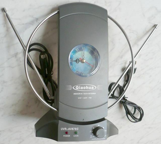 Indoor TV antenna (VHF-URH-UHF)