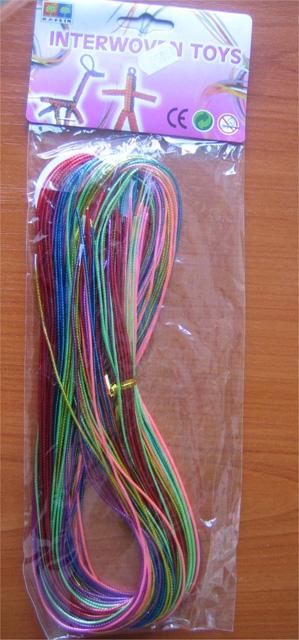 Interwoven toys - Scoubidou