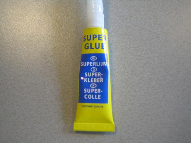 Super Glue