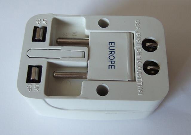 Travel plug adapter - World universal mains adapter