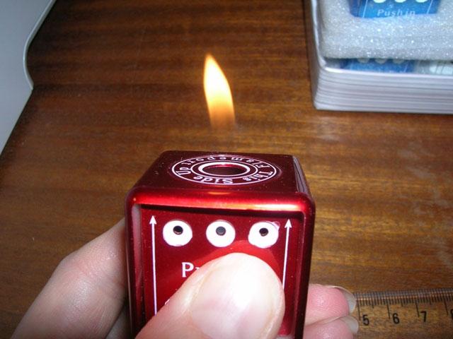 Novelty lighter - Dice Lighter