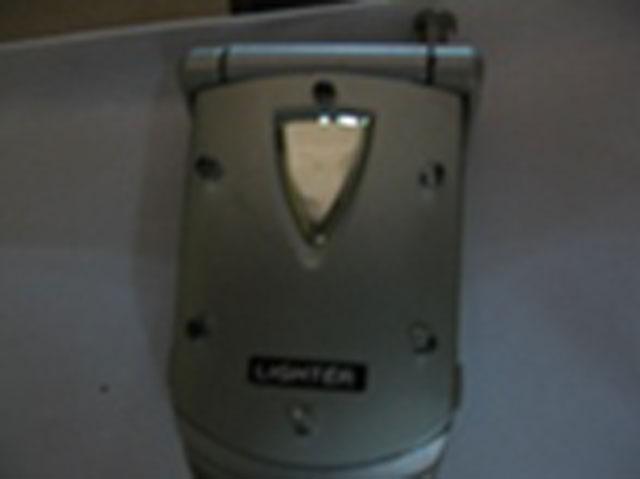 Novelty lighter