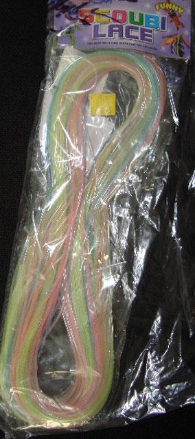 Plastic strings - Funny Scoubi Lace
