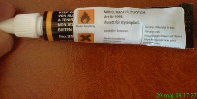 Glue for plastic material - Model master, Plastlim