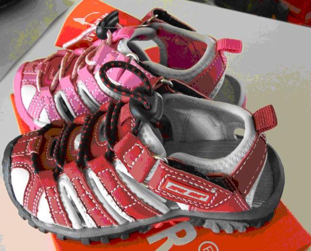 Children's shoes