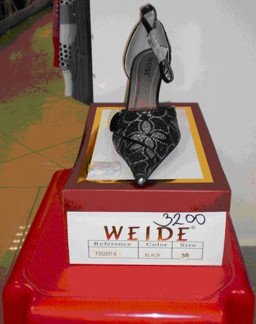 Ladies' shoes