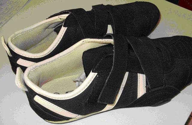 Children's shoes