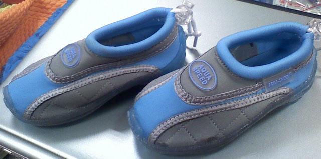 Beach shoes