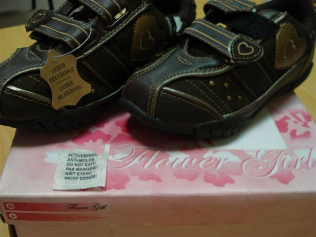 Children's shoes