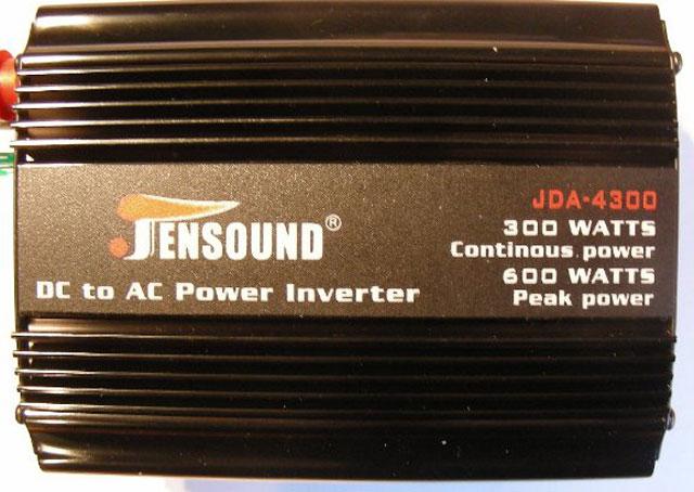 DC to AC power inverter
