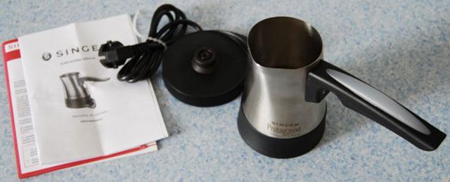 Electric coffee brewing pot - Protagonist Café