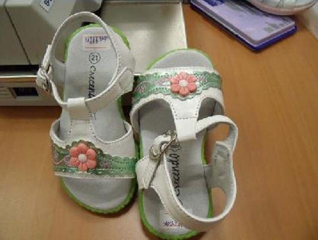 Children's sandals