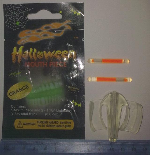 Joke item - Halloween Mouth Piece