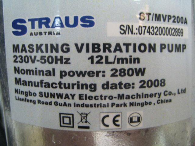 Submersible water pump - Masking Vibration Pump
