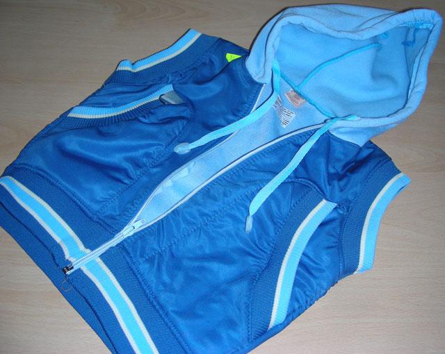 Children’s sleeveless jackets