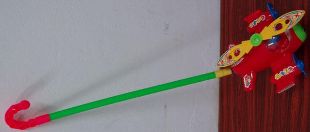 Toy helicopter - Push And Pull Creative Helicopter Happily