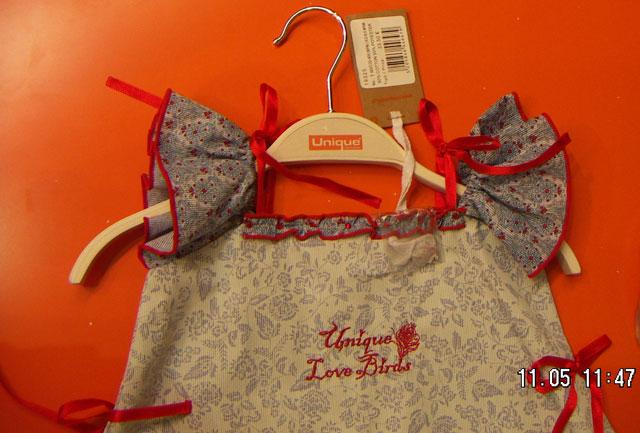 Girl's dress