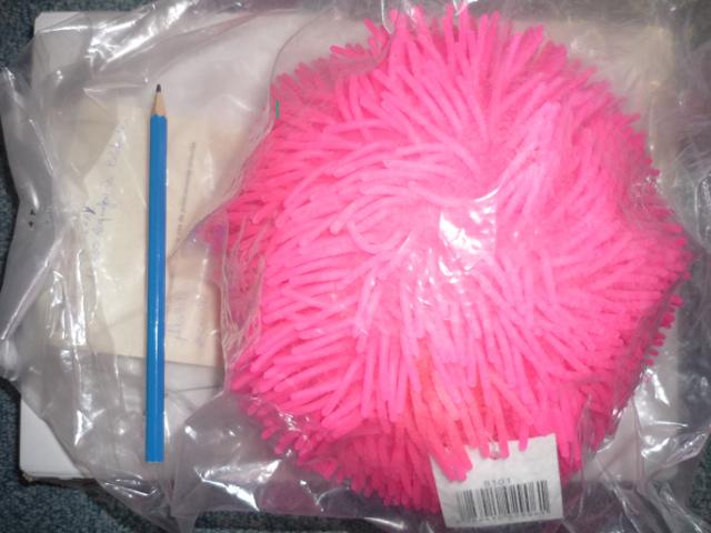 Soft fringed ball