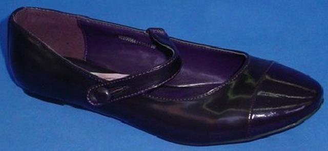 Ladies' shoes