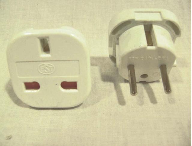 Travel Adaptor - EST