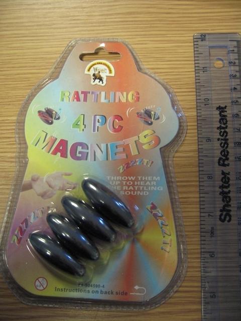 Toy magnets - Rattling 4 pc magnets