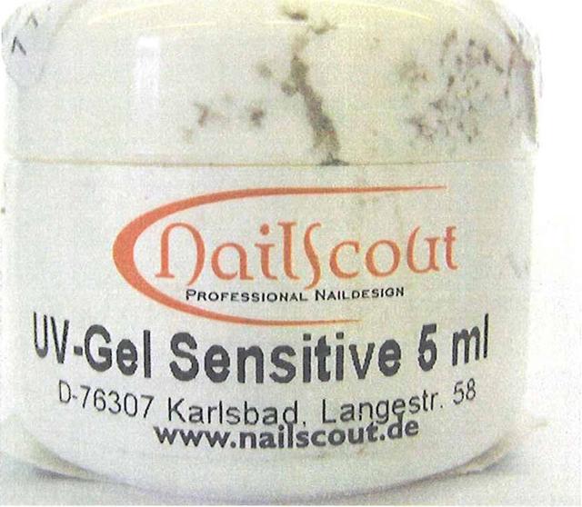 Fingernail modelling - UV-Gel Sensitive Nail Scout