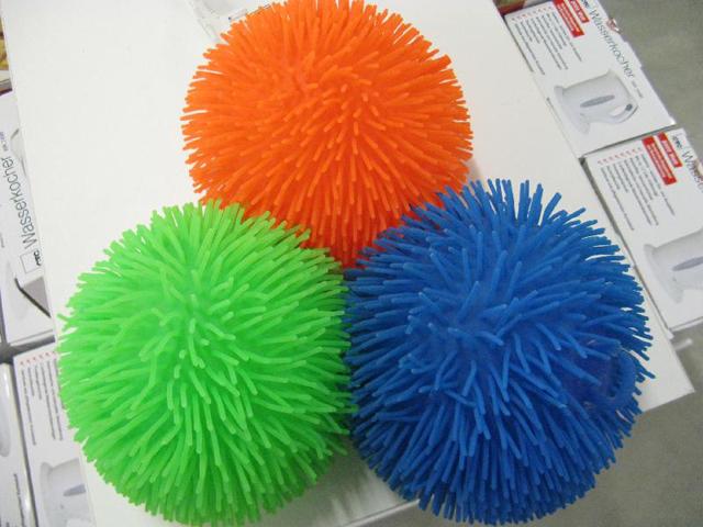 Fluffy ball - Pom pom ball
