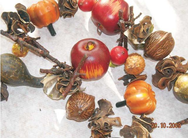 Decorative articles