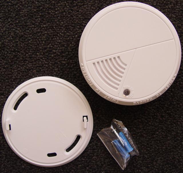 Smoke alarm - Détecteur de fumée