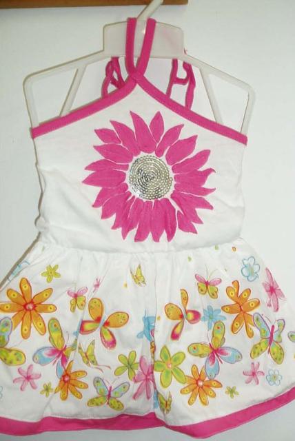 Girl's dress