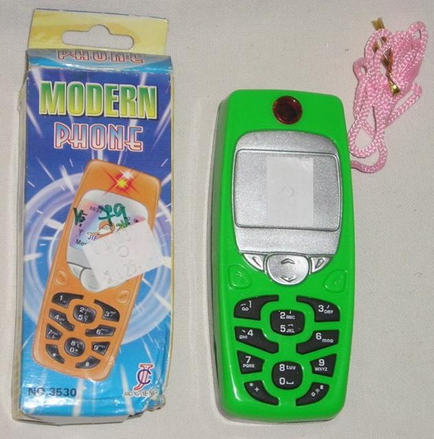 Toy mobile phone - Modern Phone