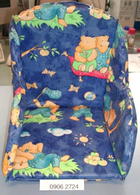 Children`s highchair - Highchair insert: Seat reducer, blue romantic