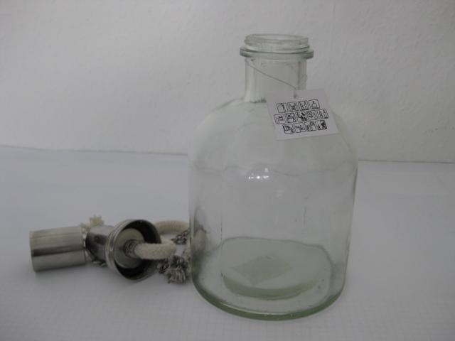 Glass oil lamp