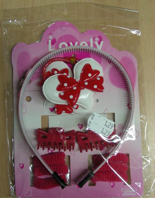 Girls' hair accessories