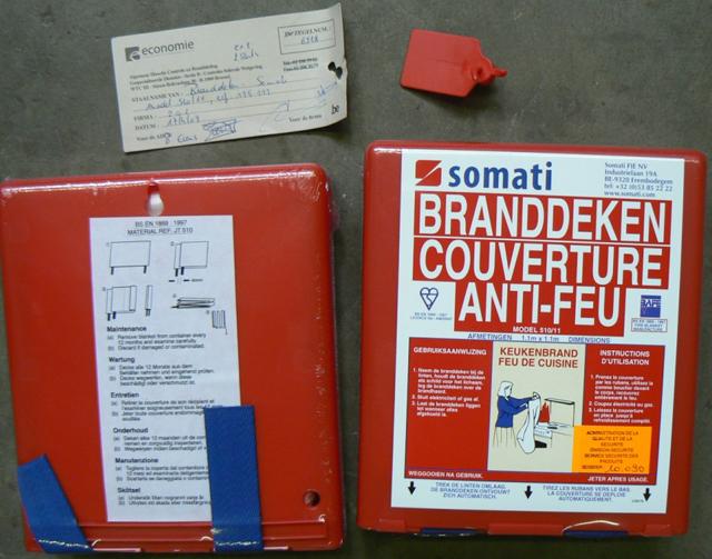 Fire blanket - Branddeken, Couverture Anti-Feu