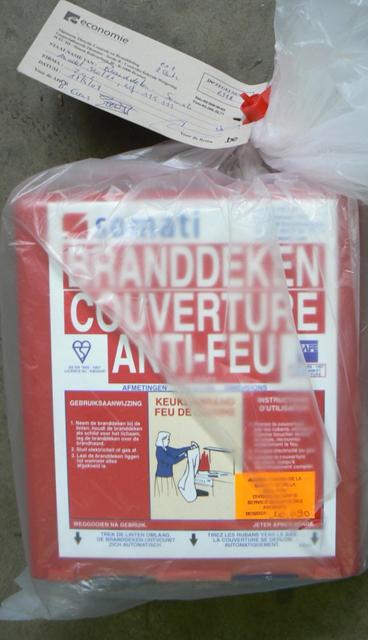 Fire blanket - Branddeken, Couverture Anti-Feu
