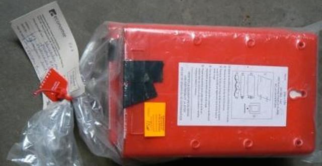 Fire blanket - Couverture anti-feu / Blus Deken