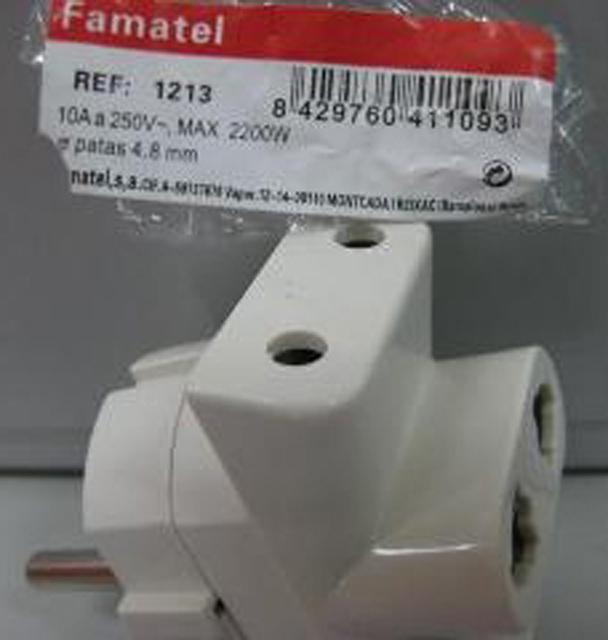 Lampholder and mains adaptors