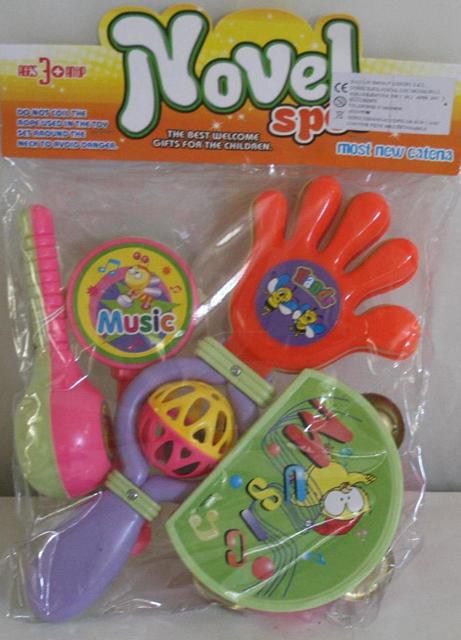 Set of rattles
