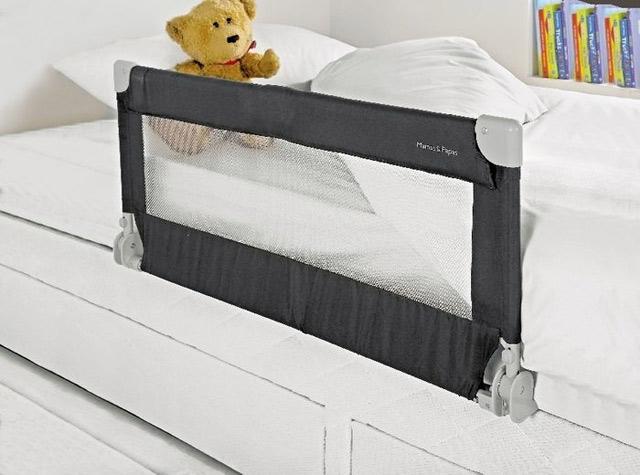 Bed guard