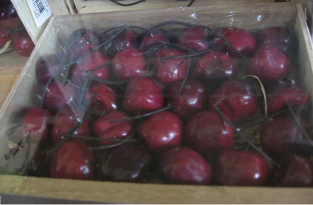 Decorative punnet of cherries
