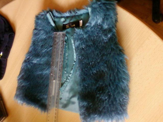 Sleeveless top