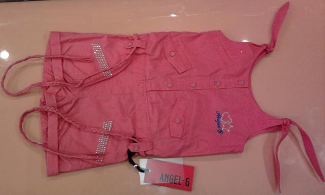 Girl’s overalls