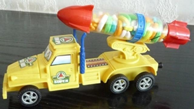 Toy with sweets - Candy Missile – Toy candy car
