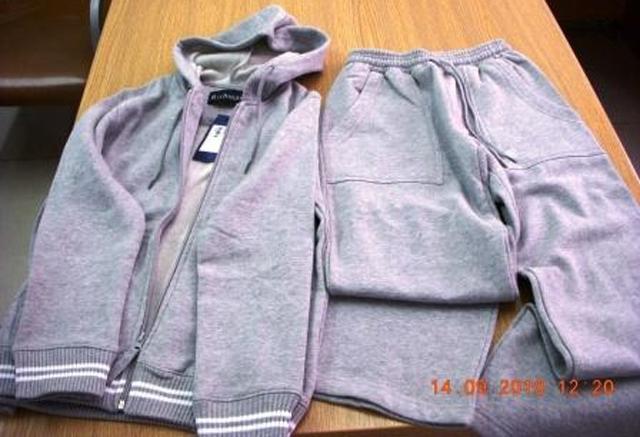 Children’s sweatshirt and trousers set