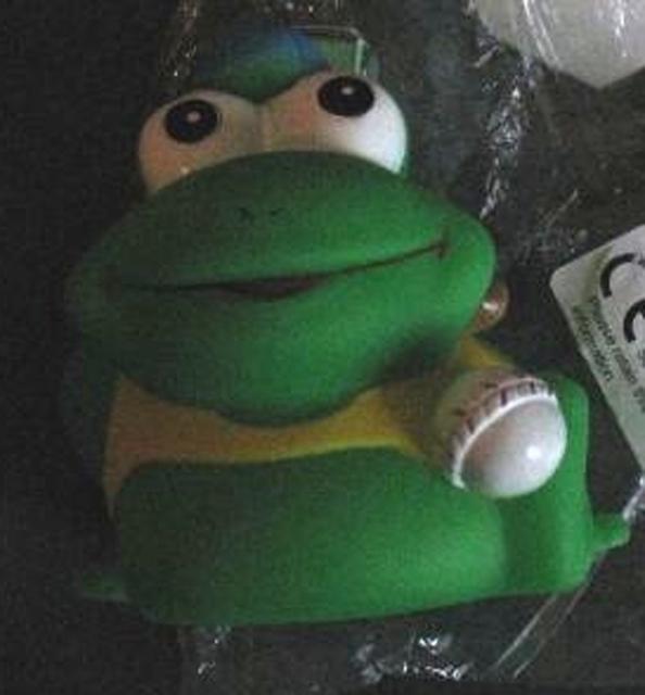 Plastic toy (Frogs)