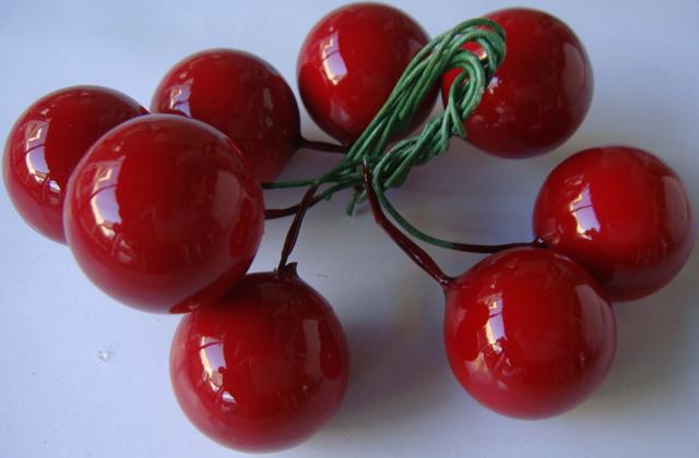 Products imitating fruit