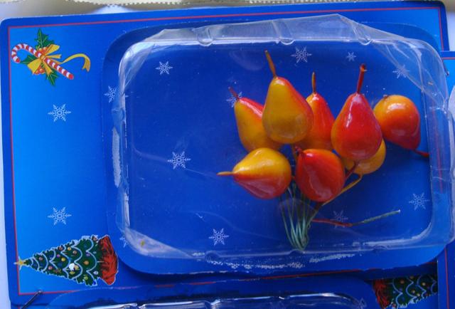 Products imitating fruit